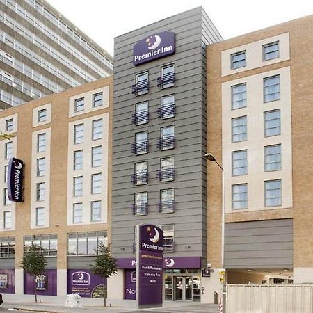 Premier Inn London Croydon Town Centre Ngoại thất bức ảnh