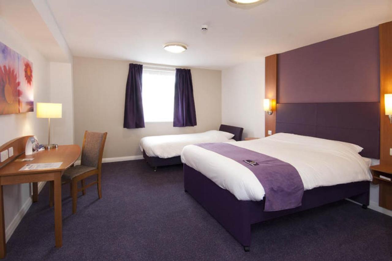 Premier Inn London Croydon Town Centre Phòng bức ảnh