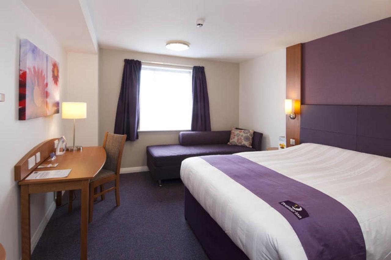 Premier Inn London Croydon Town Centre Phòng bức ảnh